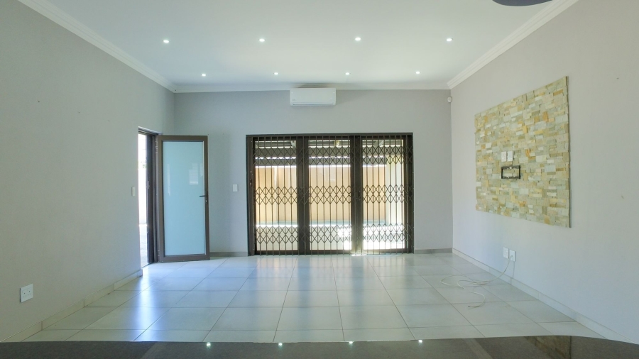 3 Bedroom Property for Sale in Geelhoutpark North West